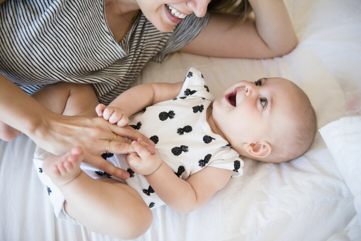 ZOOM : quand bébé commence à parler, comment l’aider ?