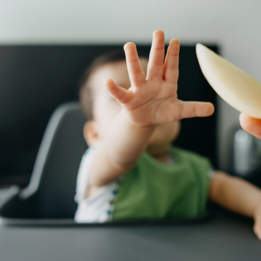 هل الآباء لديهم إصابة بالحساسية؟ احذري من المخاطر.