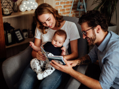 Lire et conter des histoires aux enfants : pourquoi ?