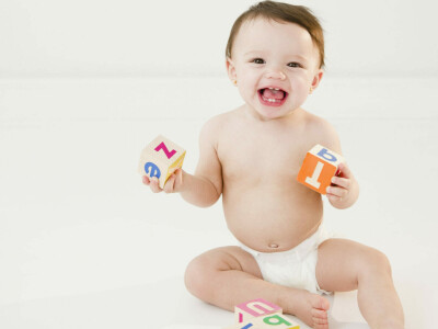 Le langage : comment accompagner les premiers mots de bébé?